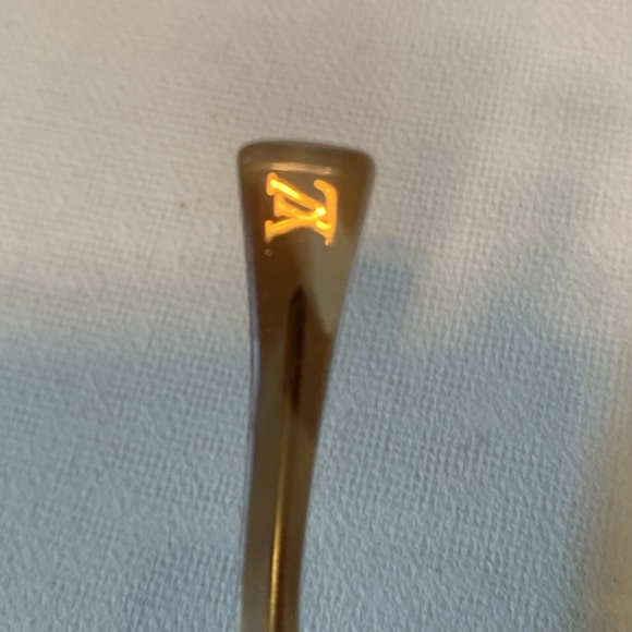 Louis Vuitton sunglasses - Picture 8 of 11